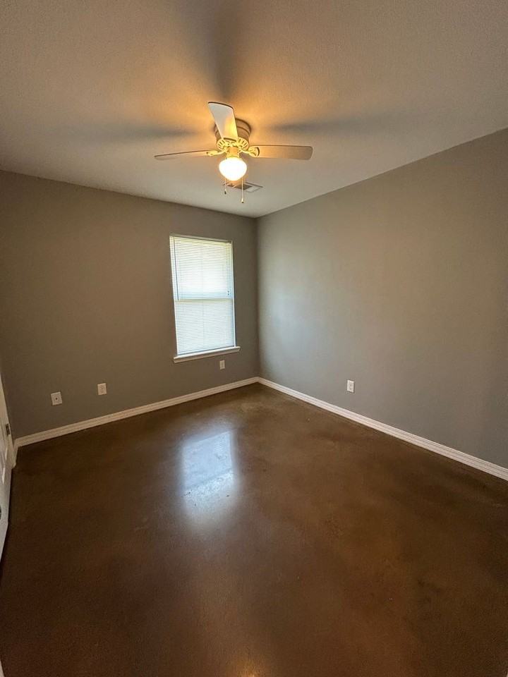 117 117 Sequoya Dr. A & B - Photo 6 of 16