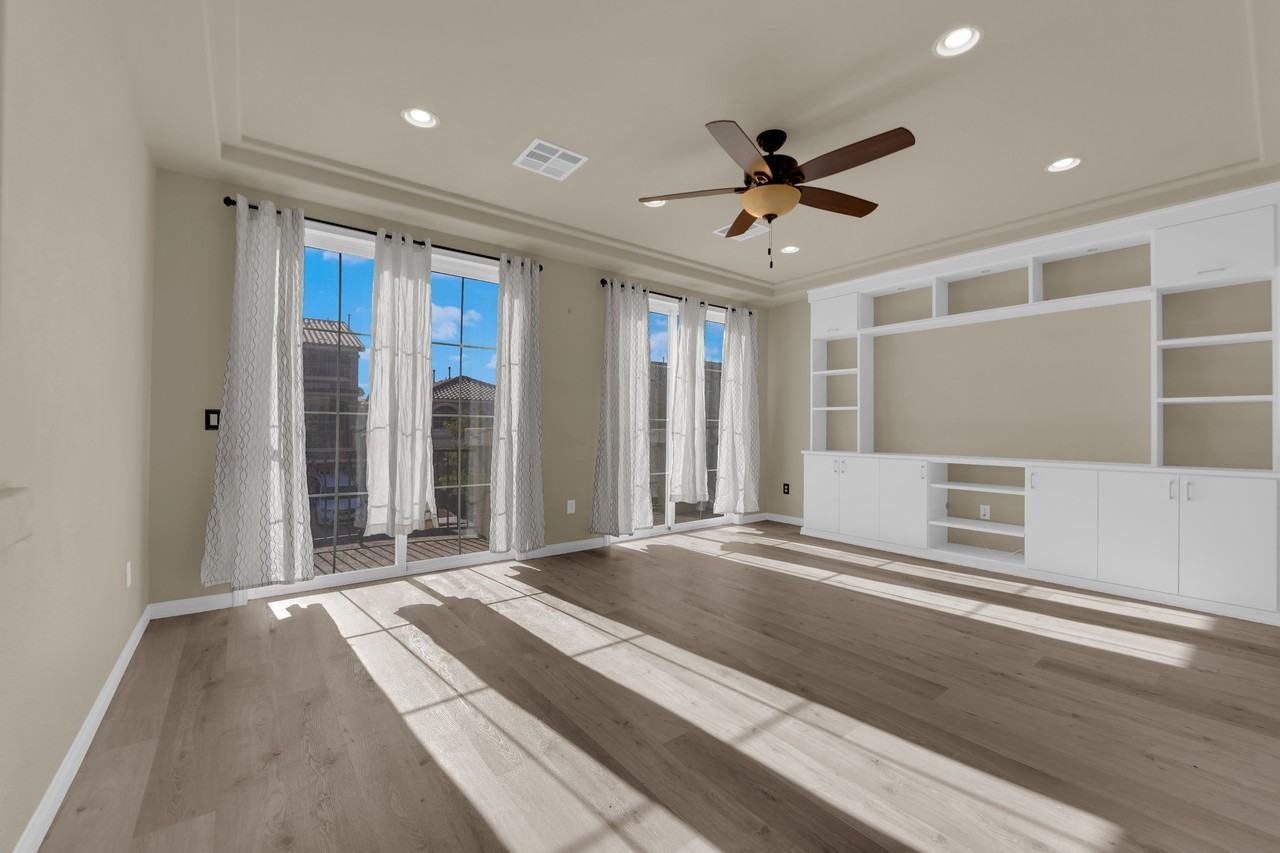 5430 Holding Ave - Photo 3 of 50