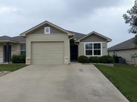 featured image of 3323 Kickapoo Drive