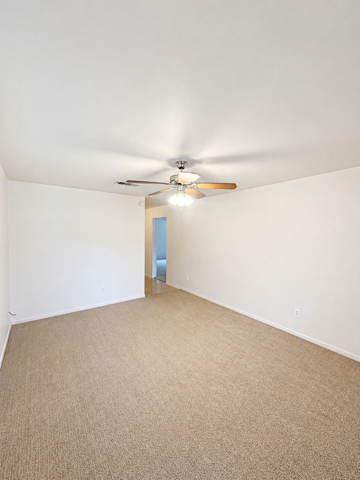 4203 Primrose Dr #C - Photo 7 of 26