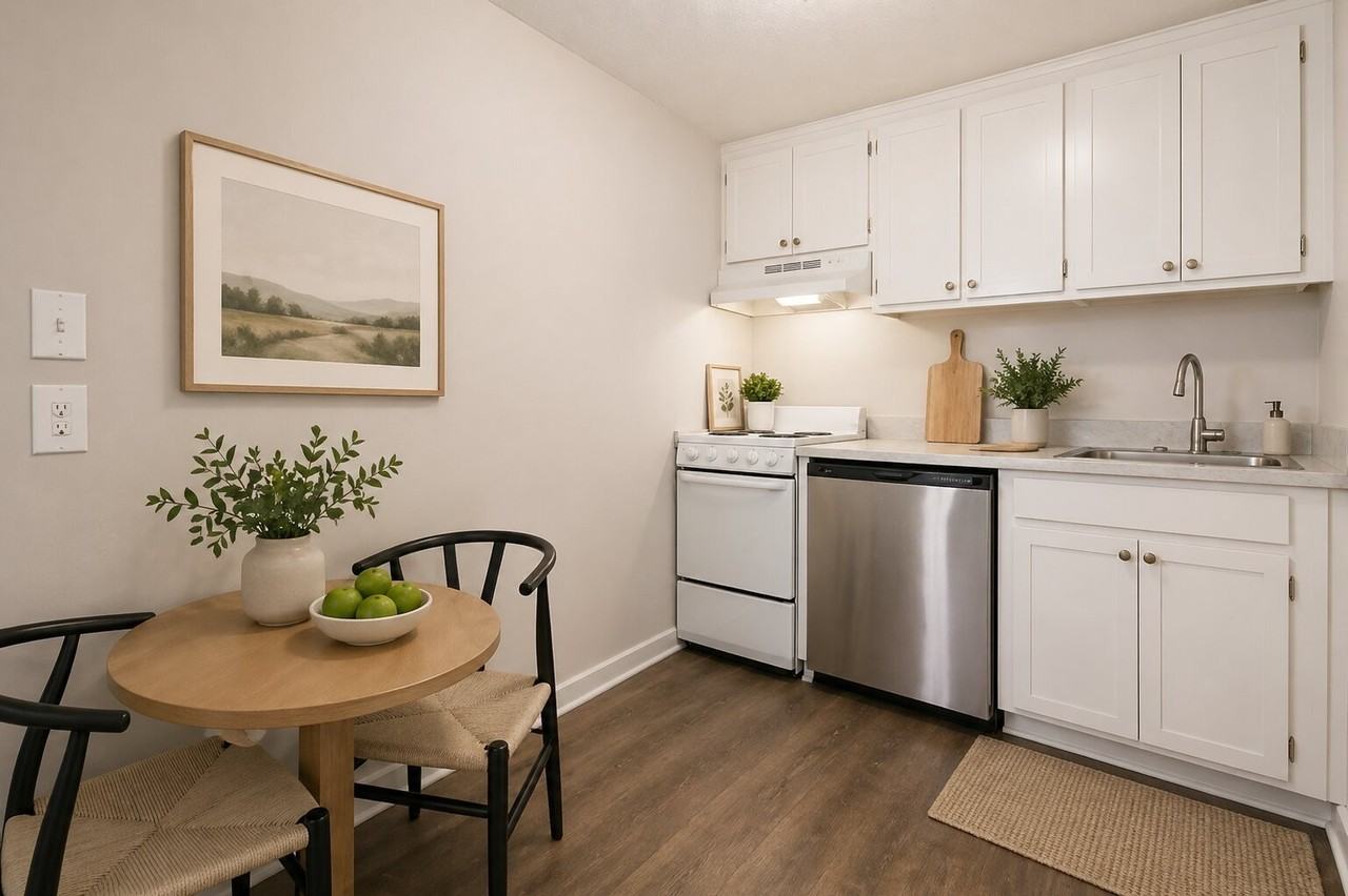 Glennwood Apartments - Photo 2 of 32