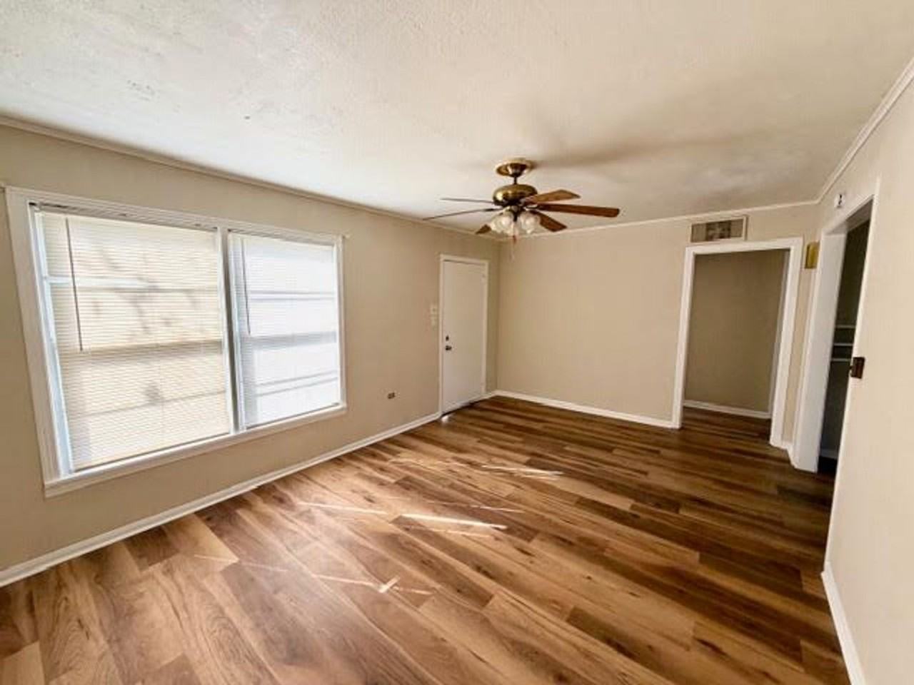 3809 Homan Ave - Photo 4 of 13
