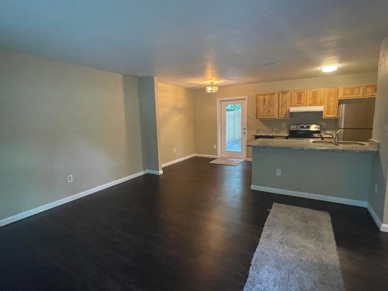 14504 Nw 142nd Ter - Photo 7 of 10