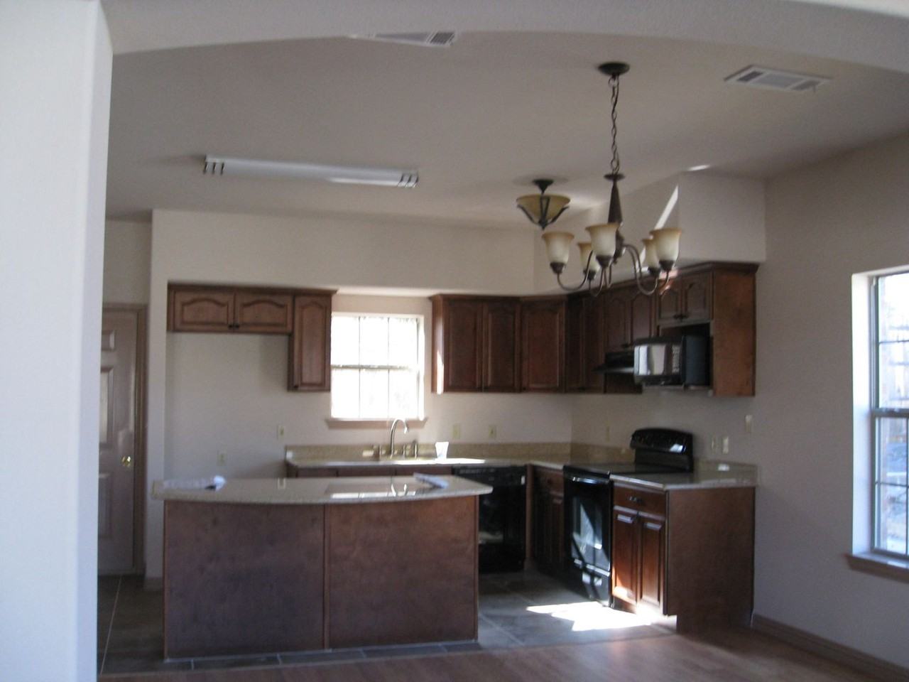 Apollo Housing - Photo 2 of 16