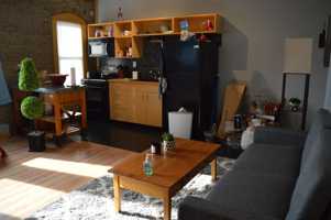featured image of 615 E 16th St