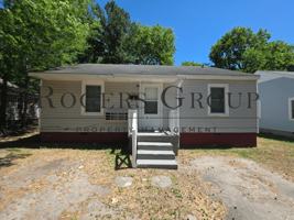 featured image of 924 Burr St