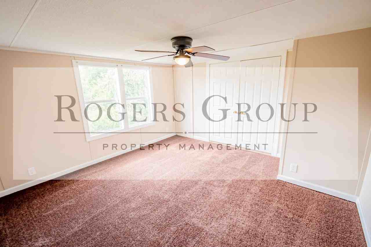 12 Country Ln - Photo 7 of 10