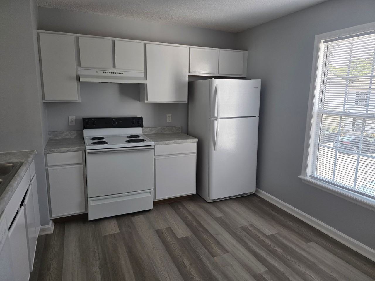 43 Mare Ct #F - Photo 4 of 14