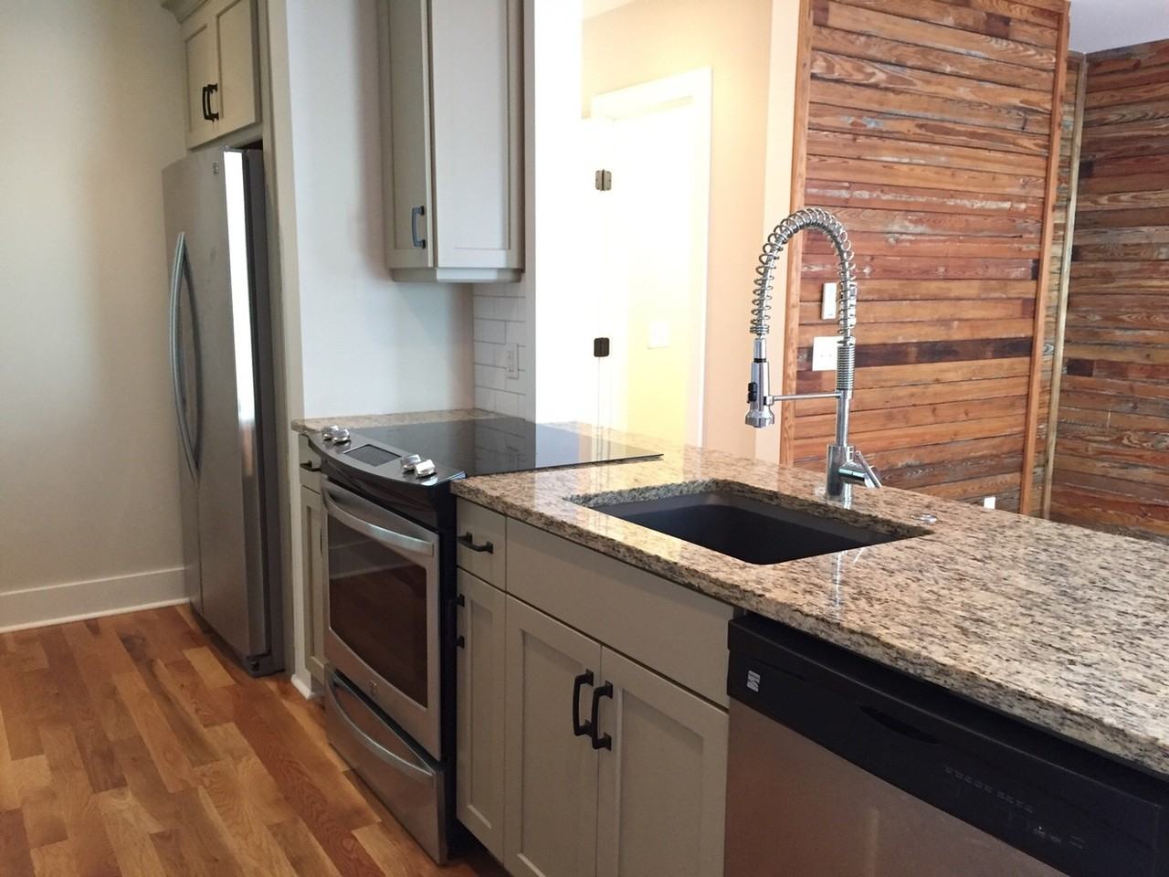 16 Humphrey Ct #A - Photo 5 of 16