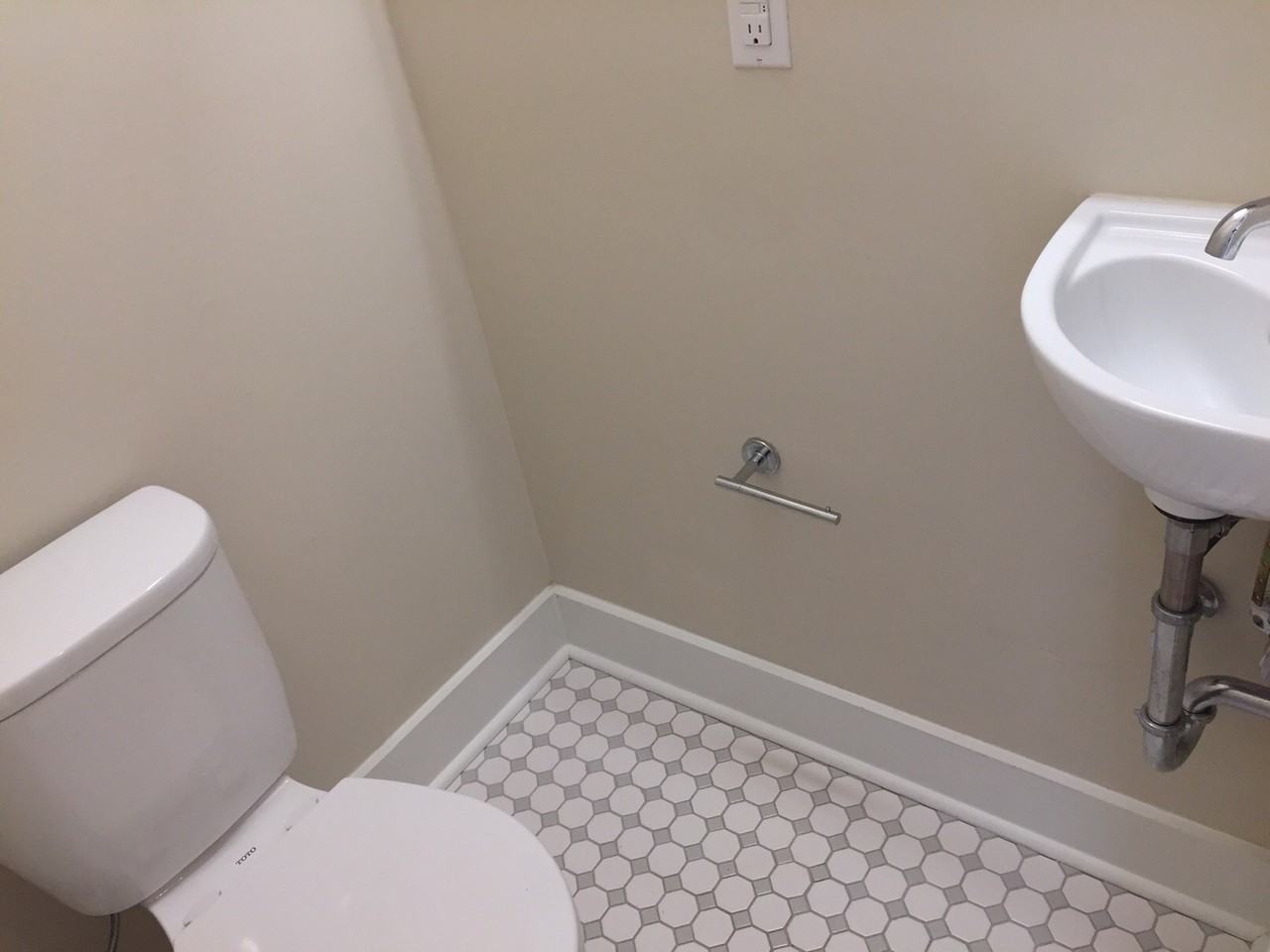 16 Humphrey Ct #A - Photo 7 of 16