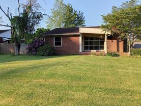157 Arlington Dr - Photo 1 of 1