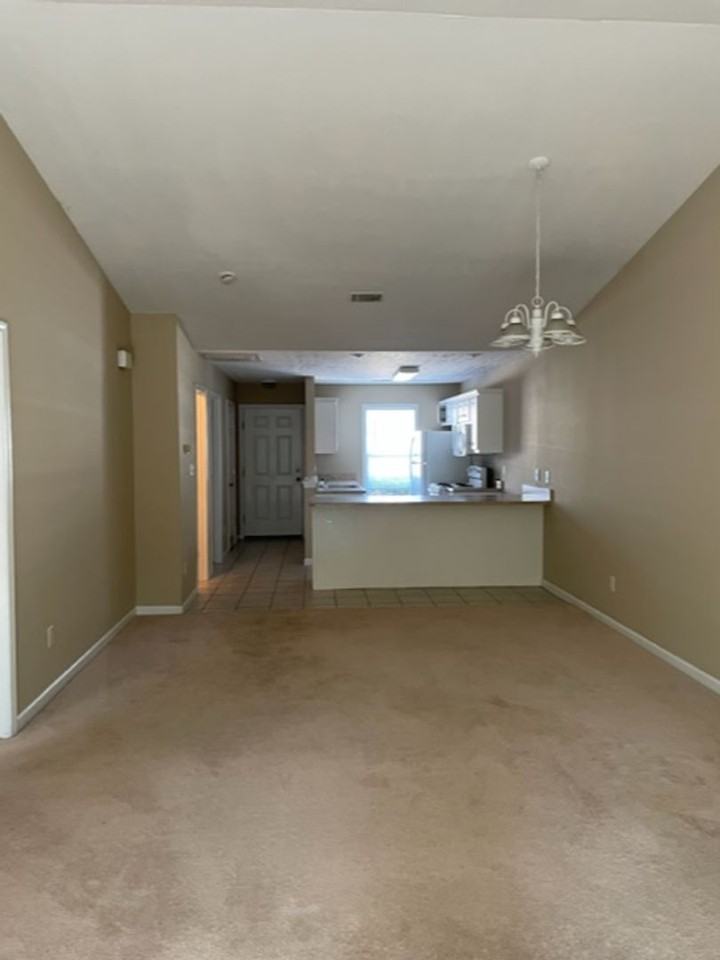 403 Long Needle Cir - Photo 3 of 9