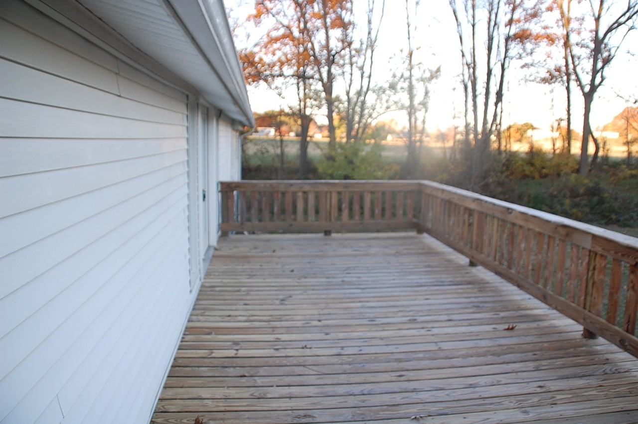 126 Southside Dr - Photo 3 of 19