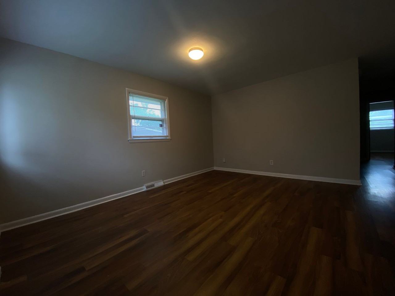 1637 Brittany Ln - Photo 3 of 27