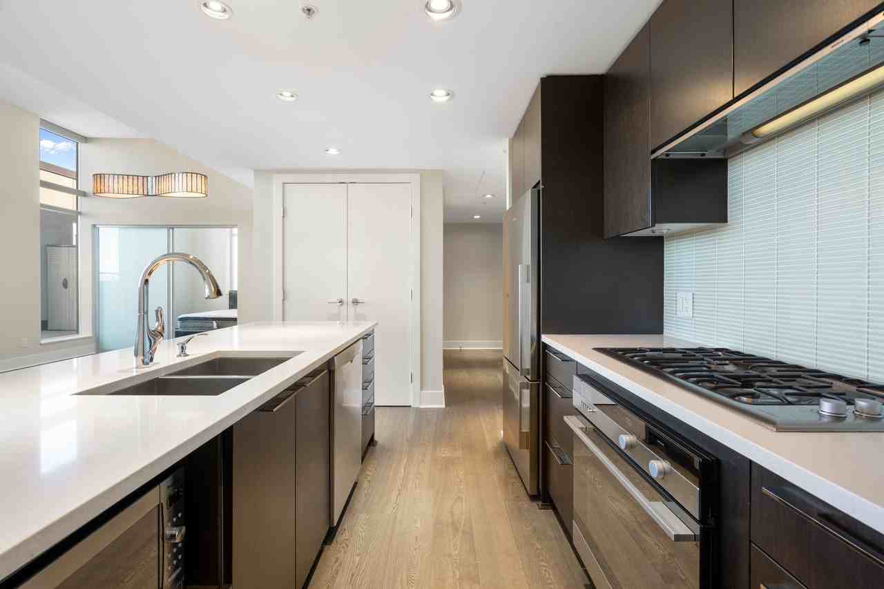3001, 1111 10 Street SW - 1 #1 - Photo 5 of 22