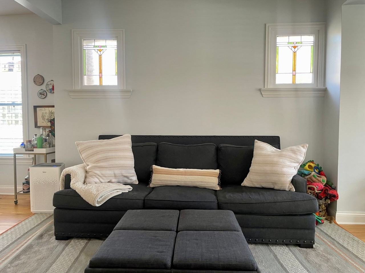 5439 W Dakin St - Photo 4 of 31