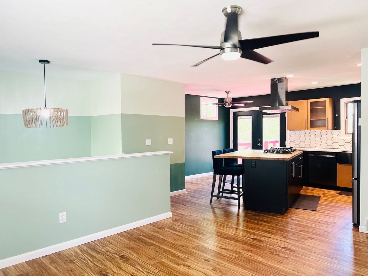 3898 Buena Vista Dr - Photo 4 of 18