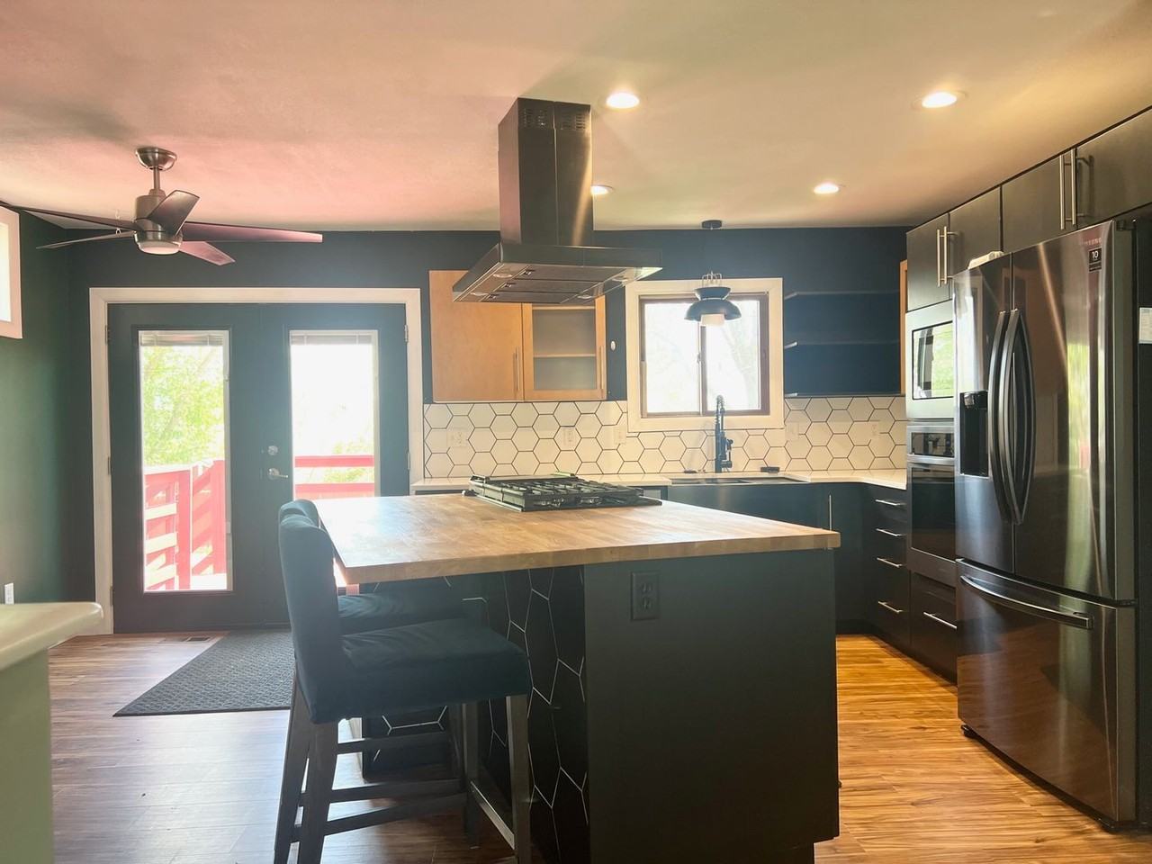 3898 Buena Vista Dr - Photo 6 of 18
