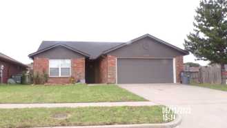 2420 Sw 44th St - Photo 1 of 1