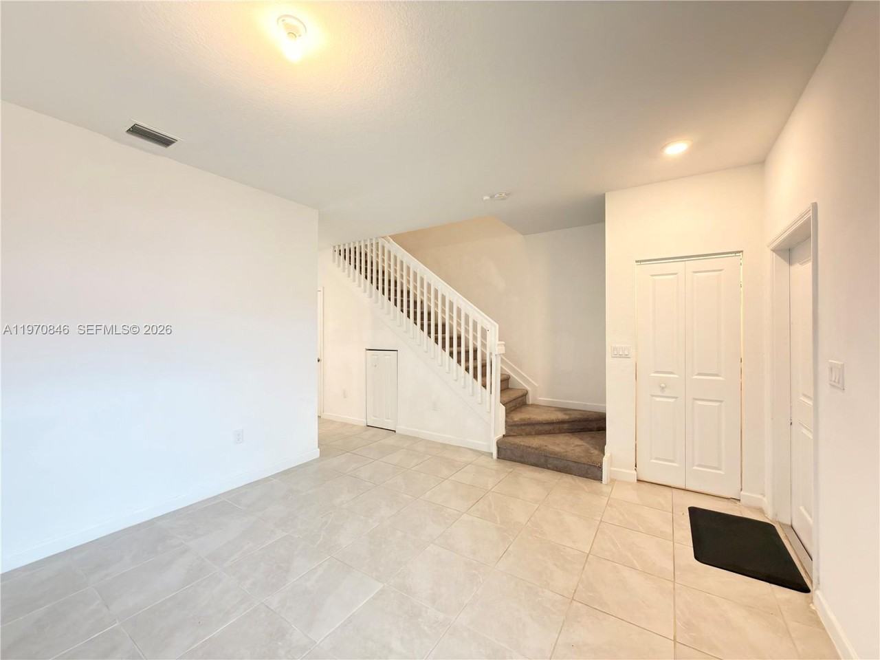 28706 Sw 132nd Ct - Photo 5 of 8