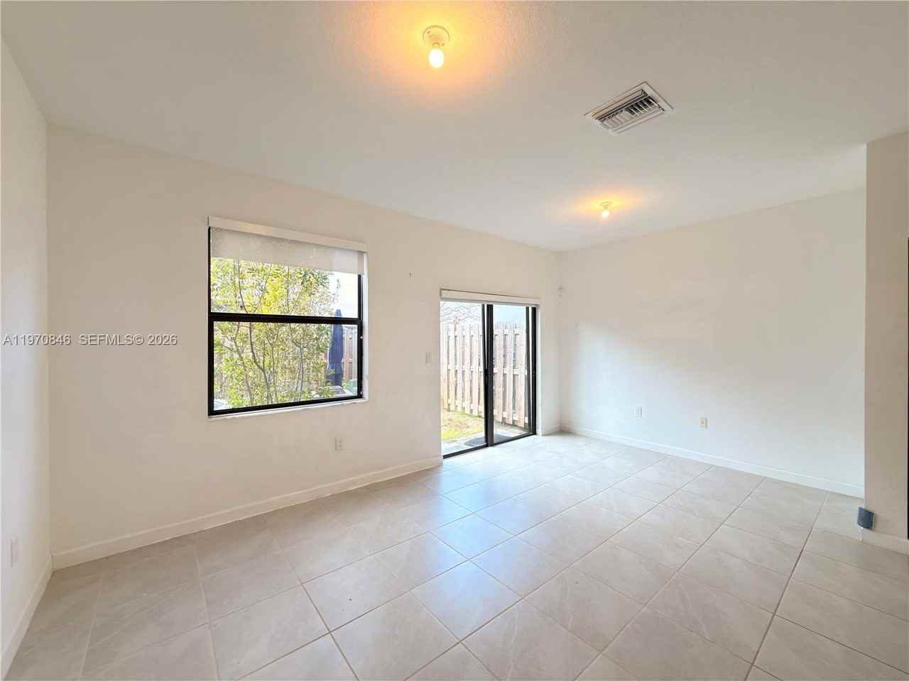 28706 Sw 132nd Ct - Photo 7 of 8