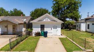 517 Sw 26th St - Photo 1 of 1