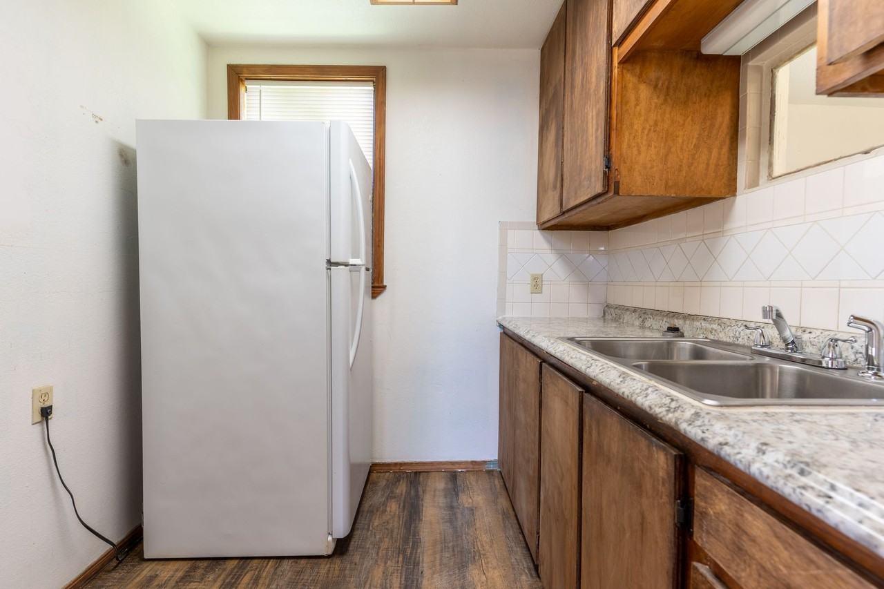 517 Sw 26th St - Photo 6 of 14