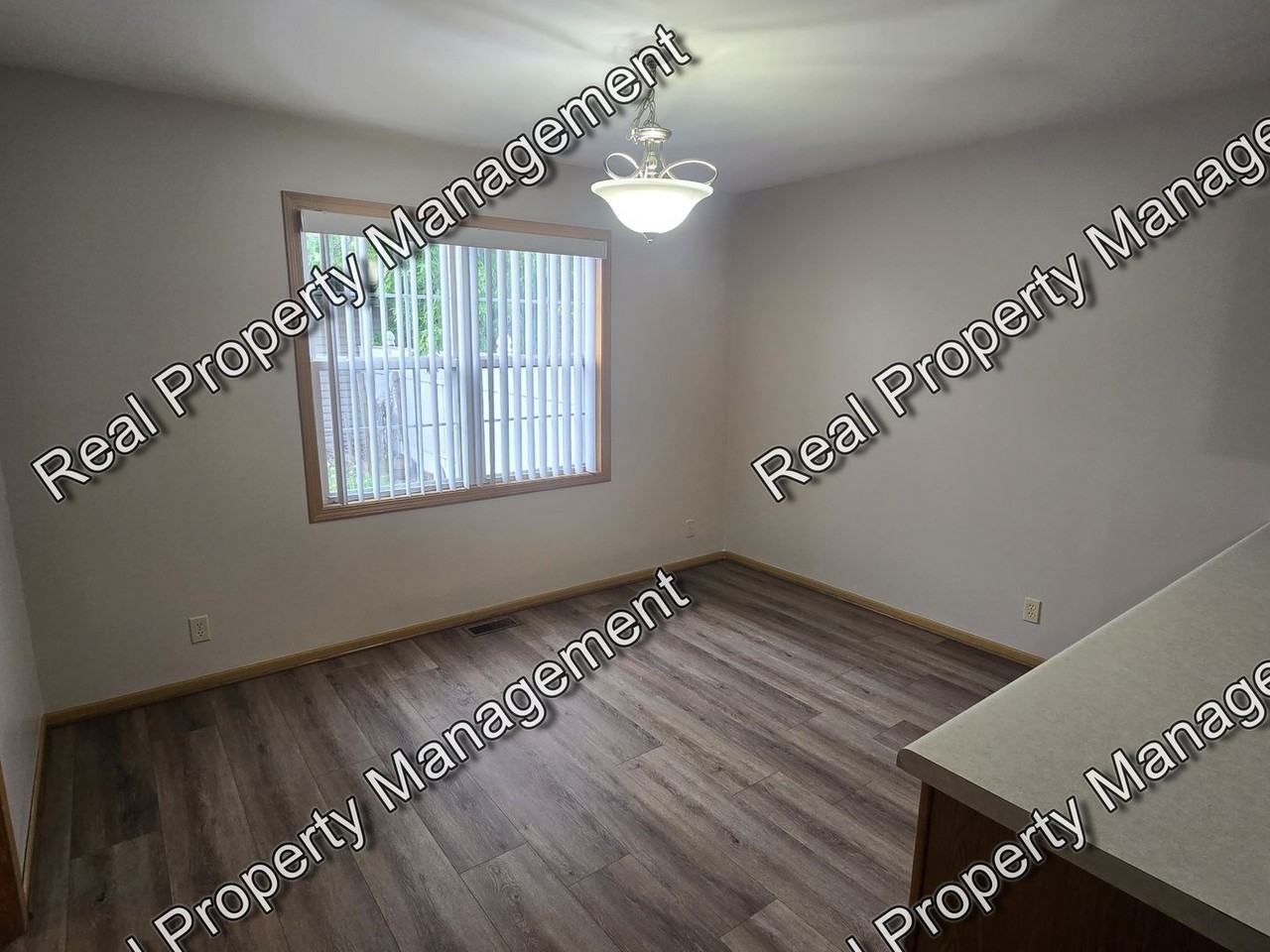 1710 Firestone Ln #F - Photo 6 of 10