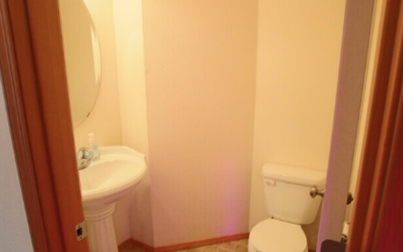 5502 Glenmore Village Dr Se - Photo 6 of 15