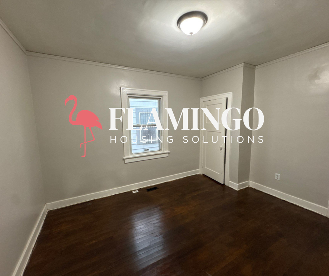 38 Pointview Ave - Photo 7 of 13