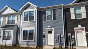 646 N College St - Photo 1 of 1
