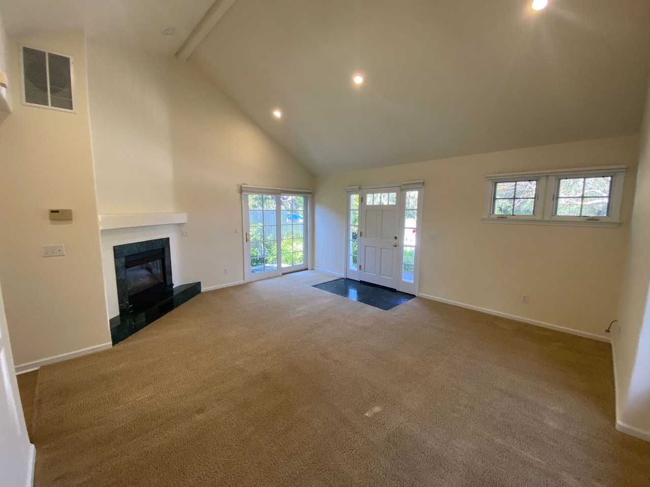 241 Alder St - Photo 4 of 23