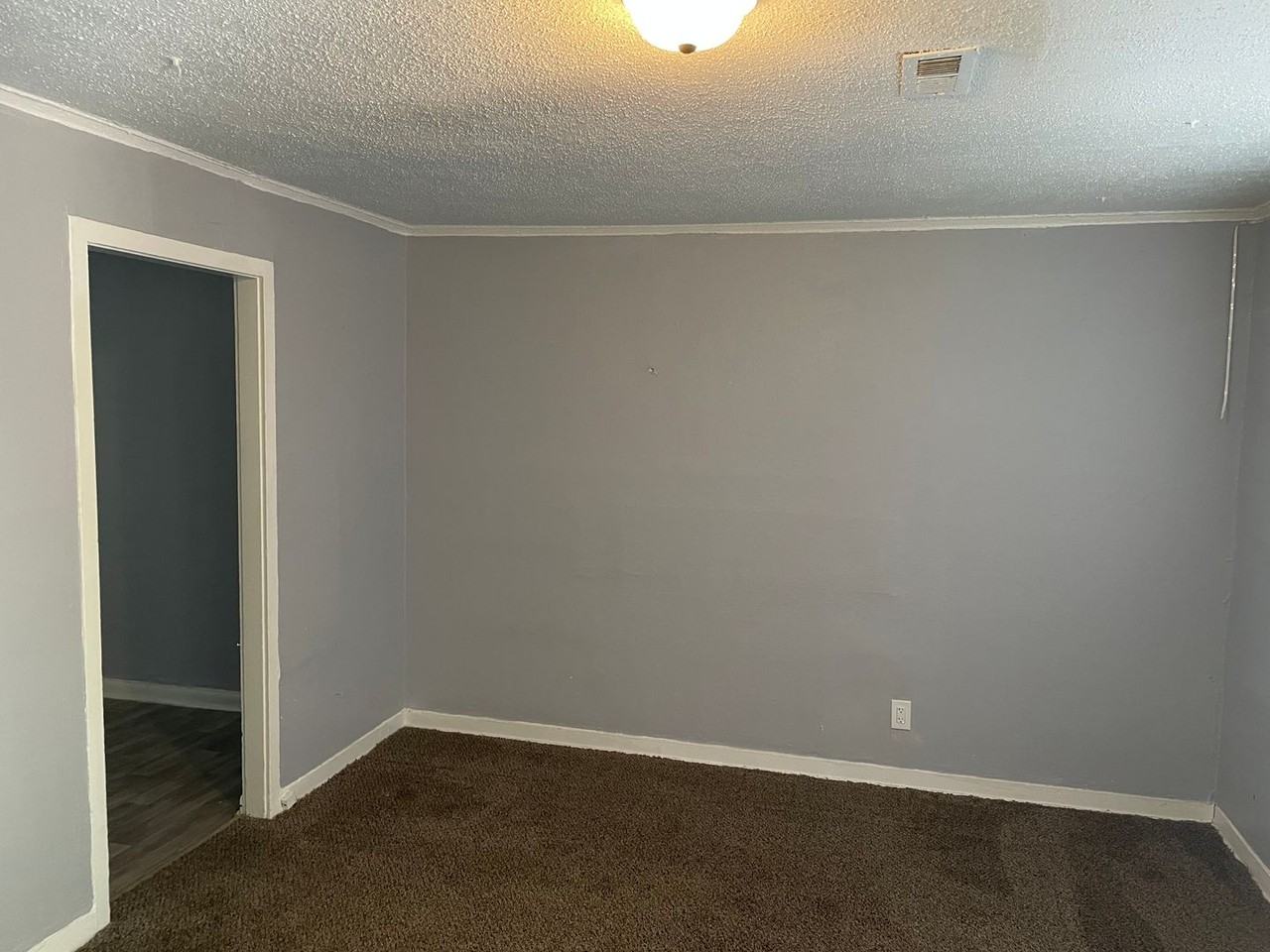 2623 S Fees St - Photo 2 of 5