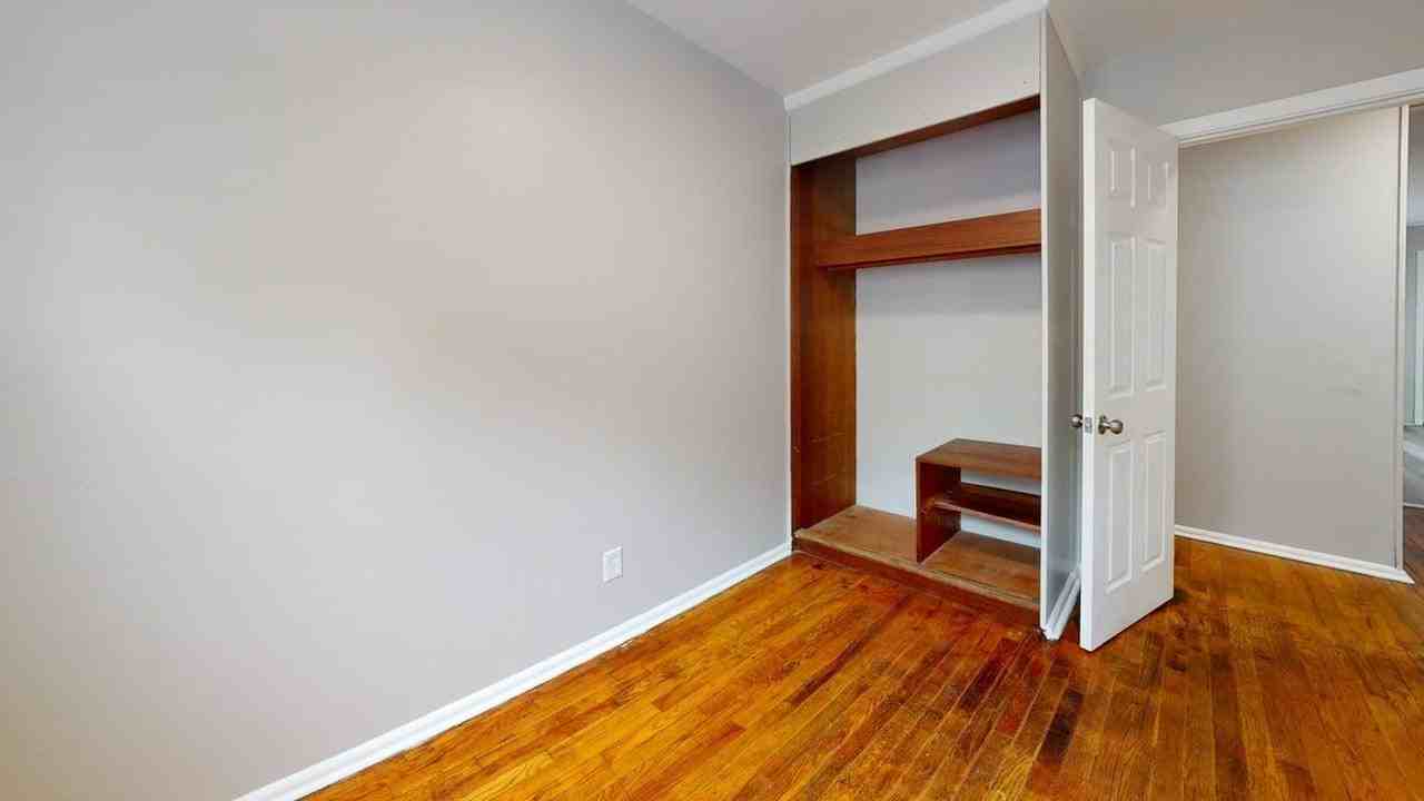 16702 Kollin Ave - Photo 6 of 14