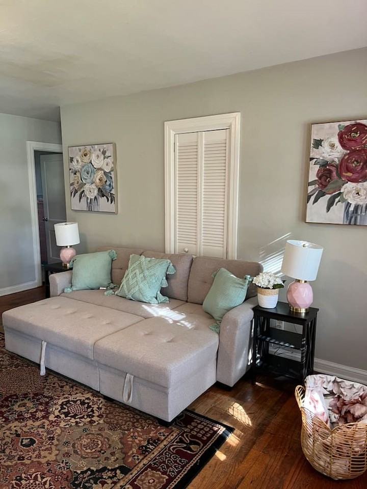 1104 N Duval St - Photo 5 of 6