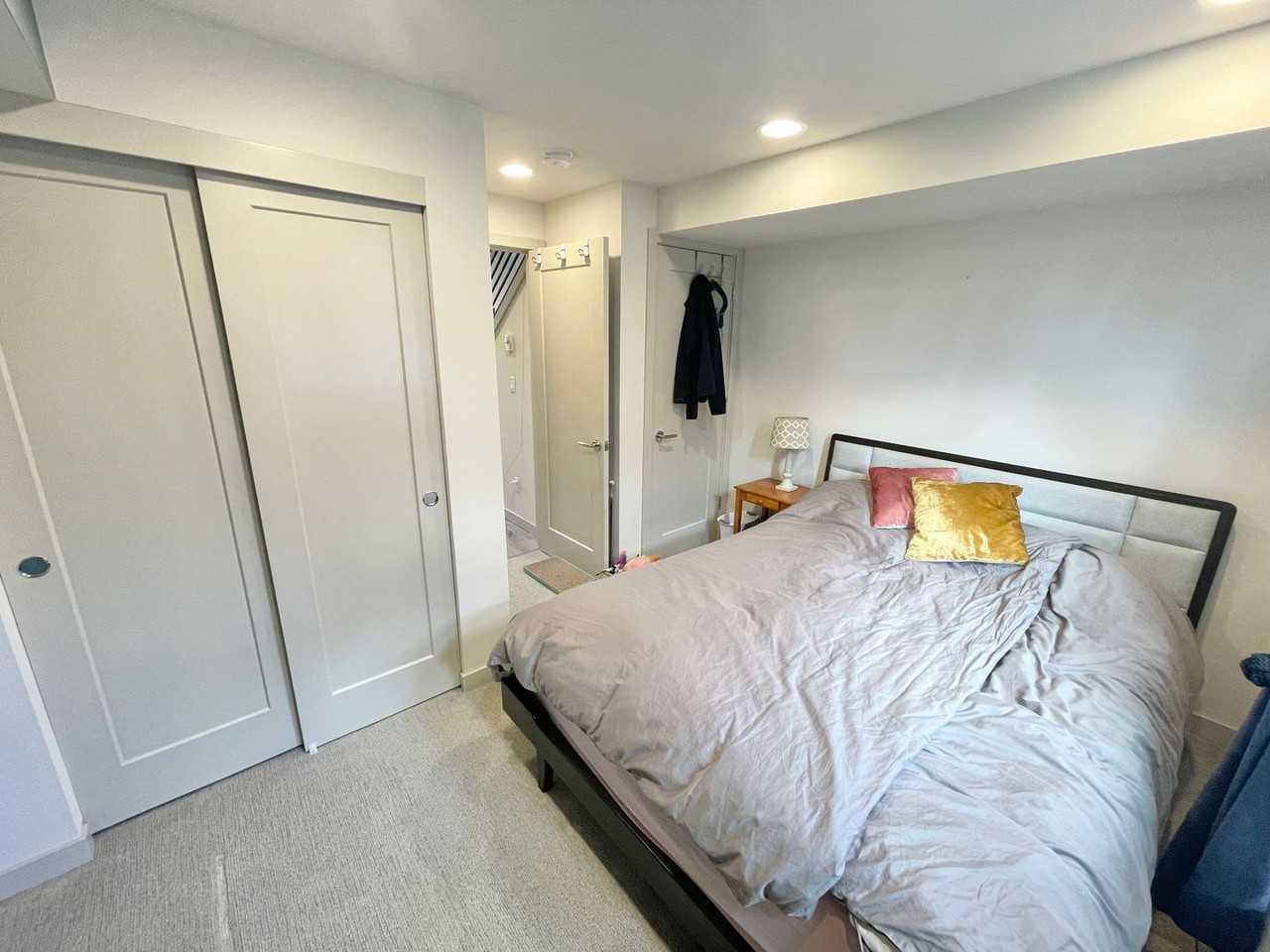 4800 Stone Ave N #D - Photo 7 of 20