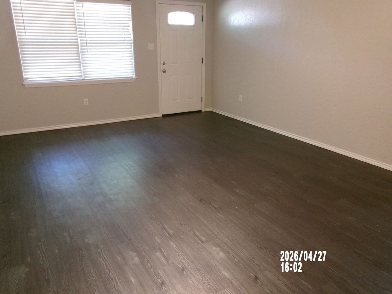106 Elk Dr - Photo 3 of 34