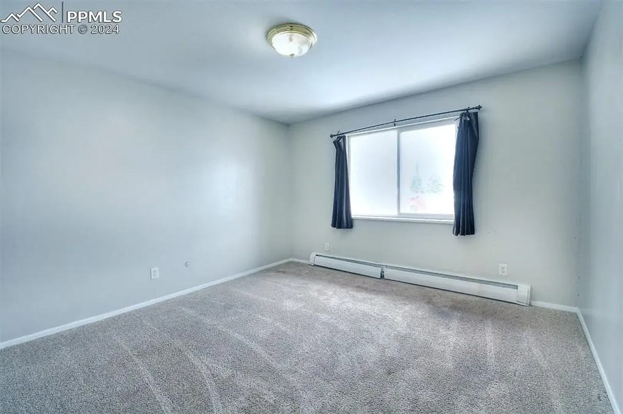 819 Fontmore Rd - Photo 4 of 7