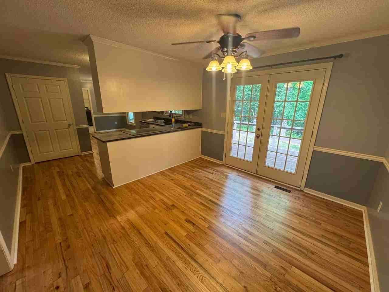 435 Brookstone Dr - Photo 5 of 22