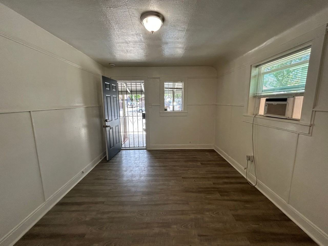 616 616 - 626 J Street - Photo 3 of 12