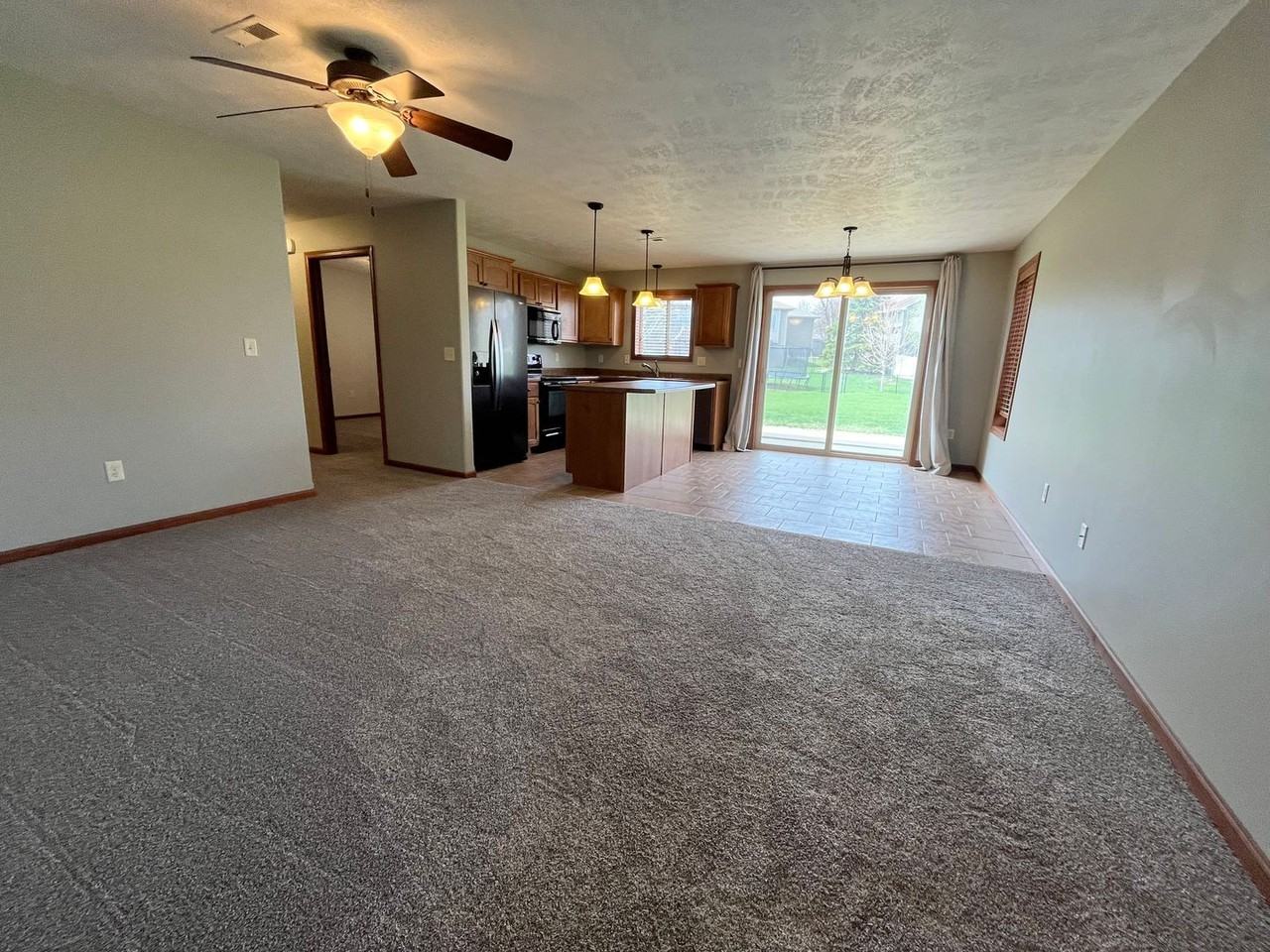 6301 S Santa Rosa Cir #D - Photo 3 of 25