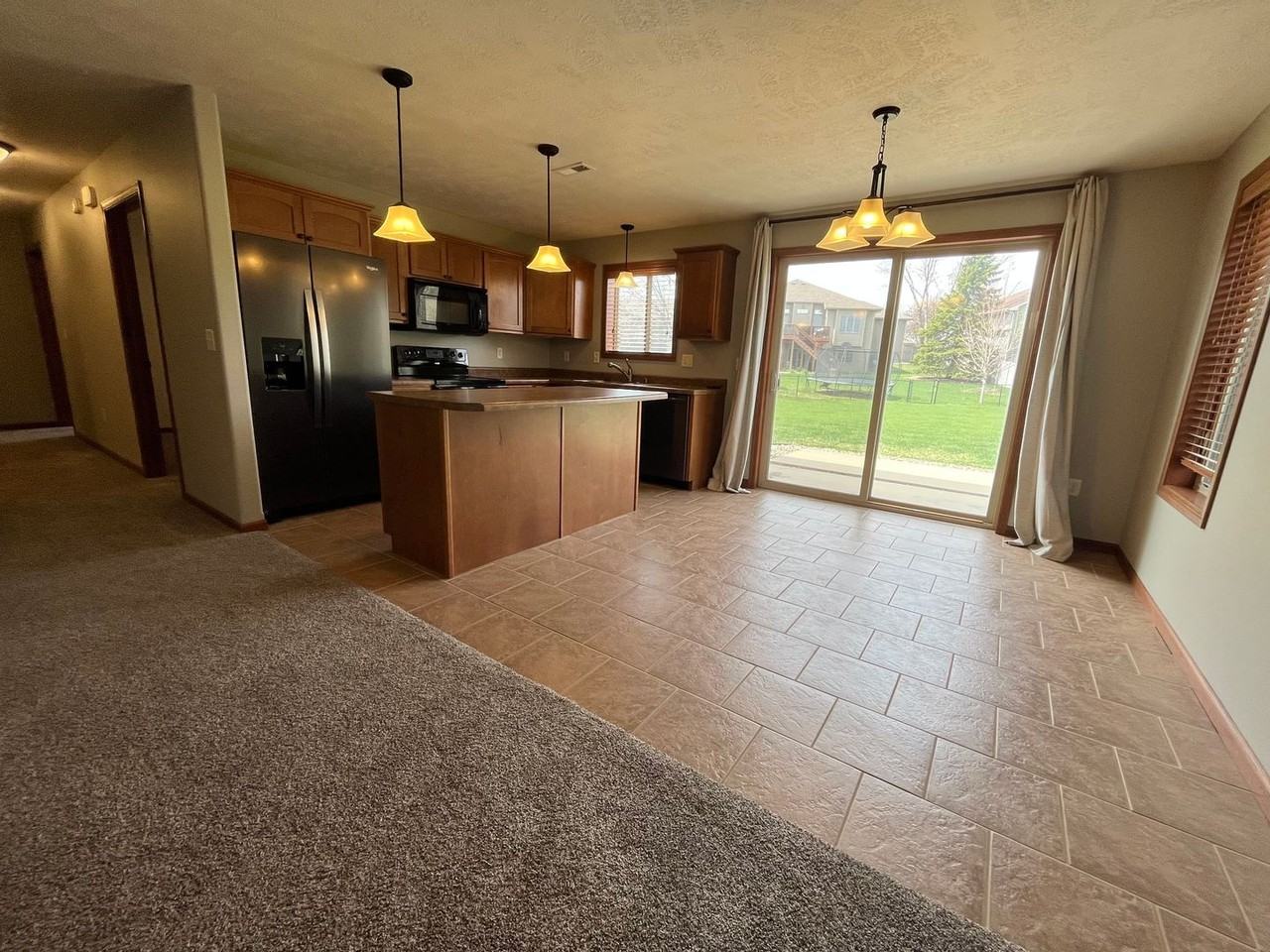 6301 S Santa Rosa Cir #D - Photo 4 of 25