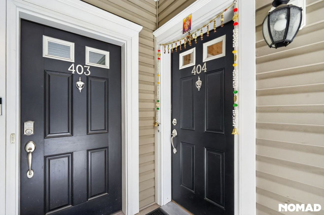 404 Dickson Ct - Photo 4 of 31