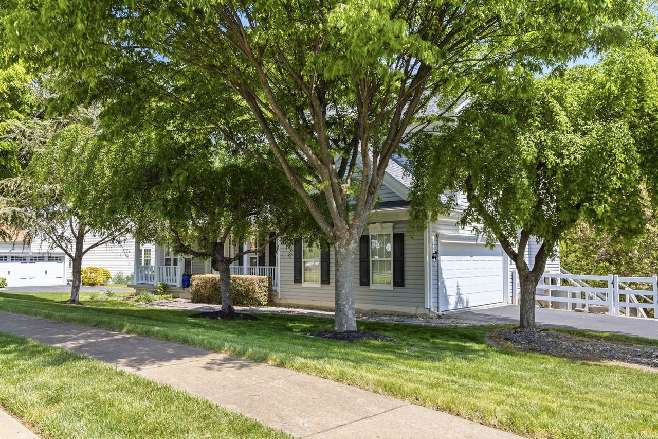 307 Winterthur Ln - Photo 3 of 50