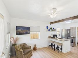 featured image of 306 W Walch Ave