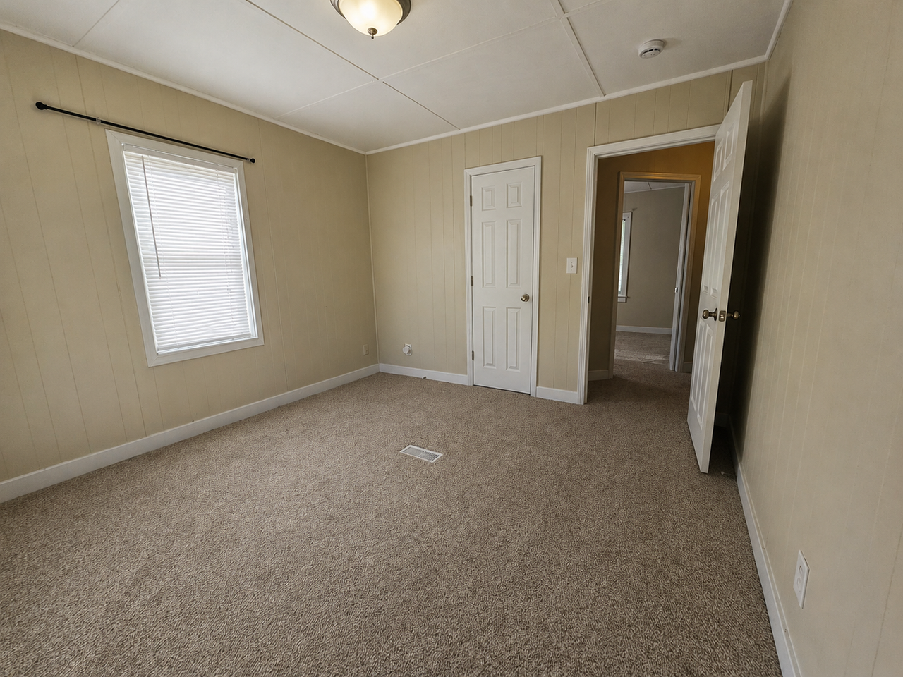 2520 Cravens Ave - Photo 4 of 15