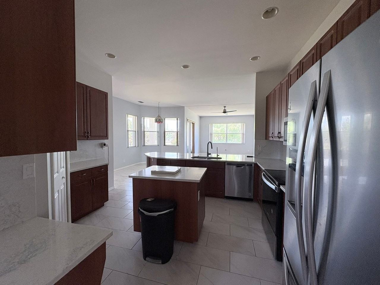 4775 8th St Ne - Photo 2 of 26