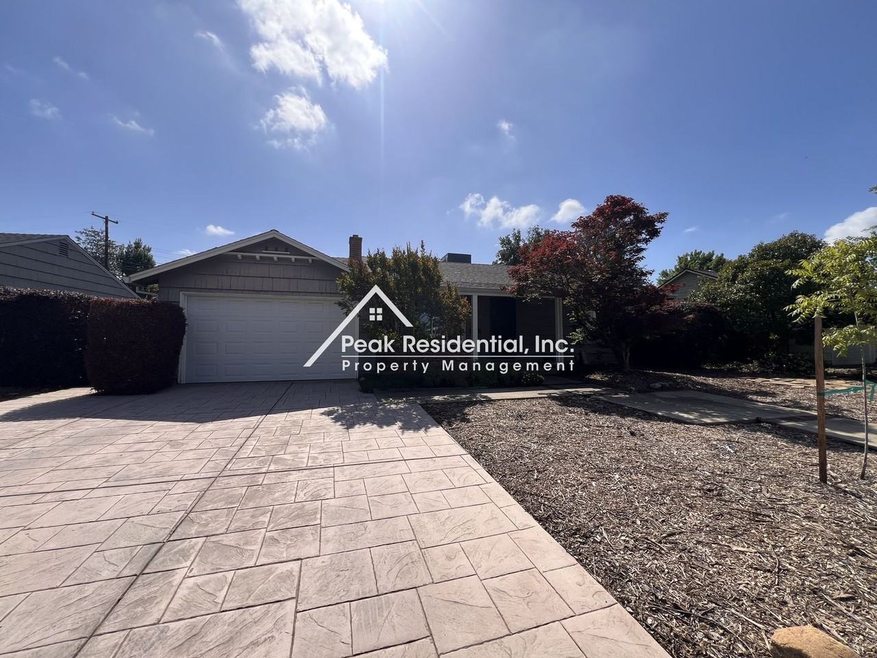 3240 Saint Mathews Dr - Photo 4 of 27