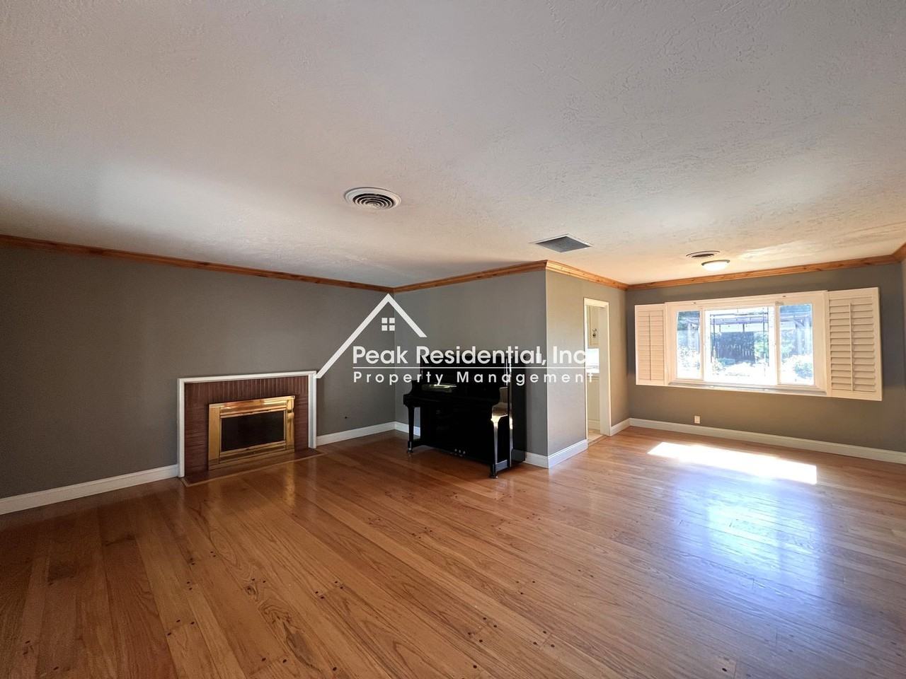 3240 Saint Mathews Dr - Photo 5 of 27