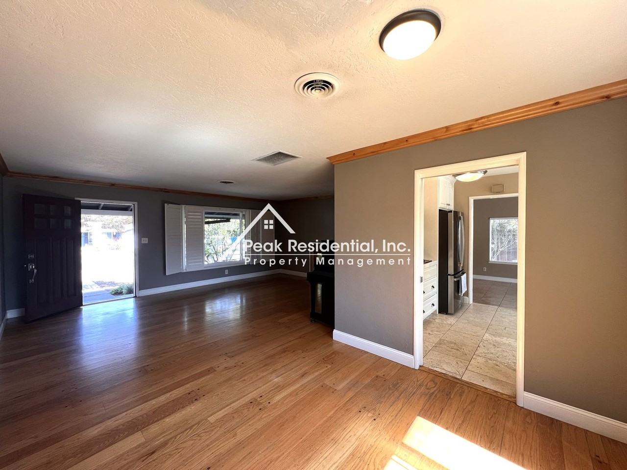 3240 Saint Mathews Dr - Photo 6 of 27